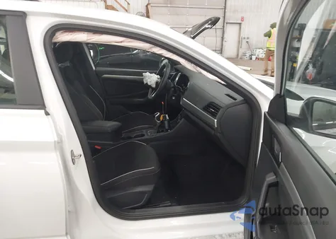 2024 Volkswagen Jetta 1.5T Sport z USA, uszkodzony, nr VIN 3VWAM7BU5RM040227